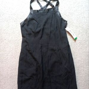 Brand new beautiful designed women size 10 black dress 26 in Long